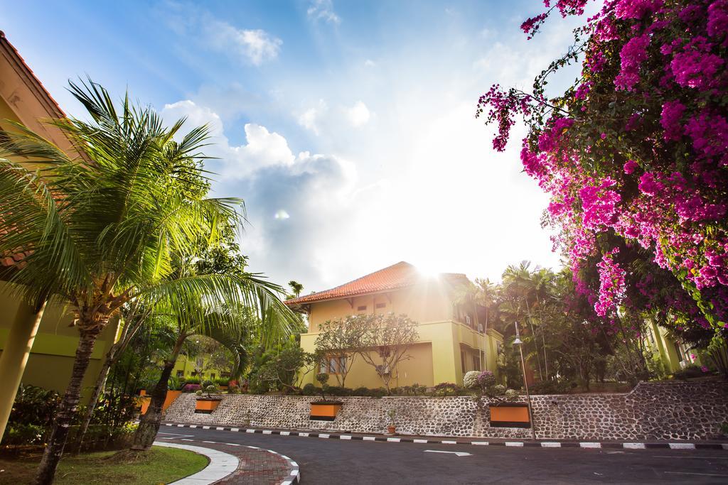 Plagoo Holiday Hotel Nusa Dua  Dış mekan fotoğraf