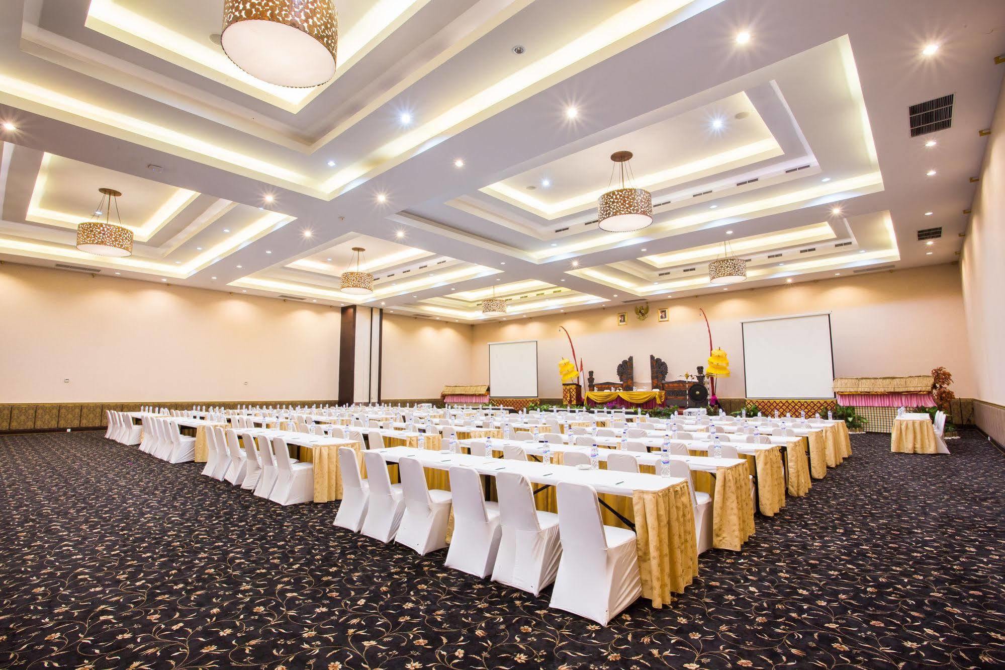 Plagoo Holiday Hotel Nusa Dua  Dış mekan fotoğraf